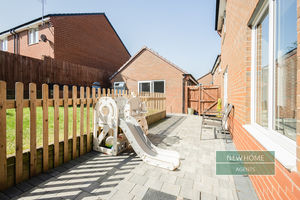 Photo 14- click for photo gallery